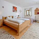 Gaestehaus Koyerbauer Boardinghouse * Aschau im Chiemgau