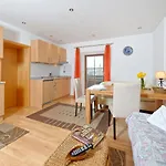 Gaestehaus Koyerbauer Boardinghouse *
