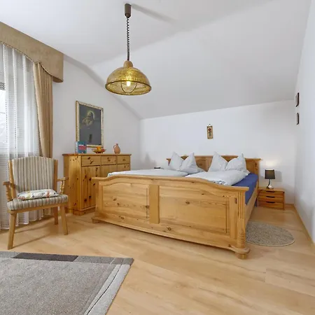 Gaestehaus Koyerbauer Boardinghouse