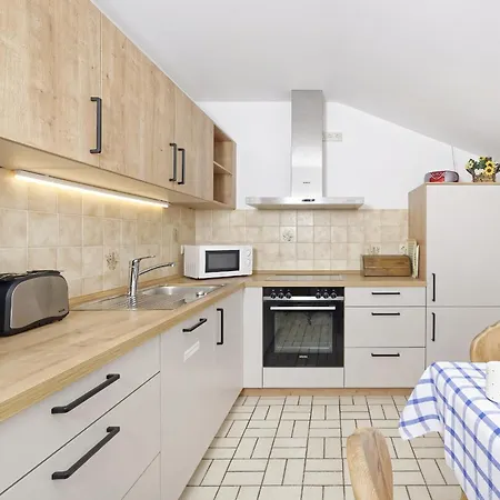 Gaestehaus Koyerbauer Boardinghouse *