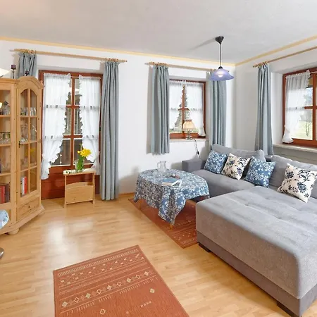 Gaestehaus Koyerbauer Boardinghouse *