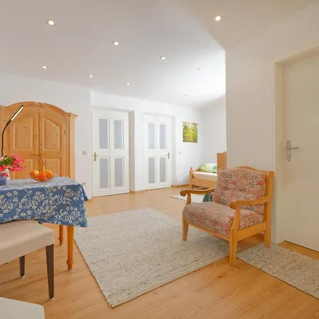 Gaestehaus Koyerbauer Boardinghouse