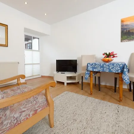 Фермерский дом Gaestehaus Koyerbauer Boardinghouse Ашау-им-Химгау