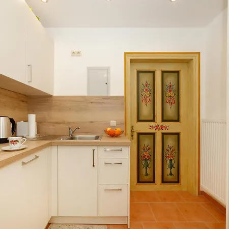Фермерский дом Gaestehaus Koyerbauer Boardinghouse Ашау-им-Химгау